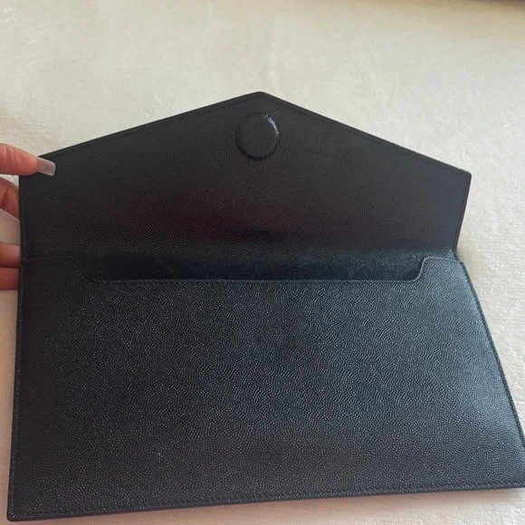 YSL POUCH MEDIUM - Picture 4 of 6